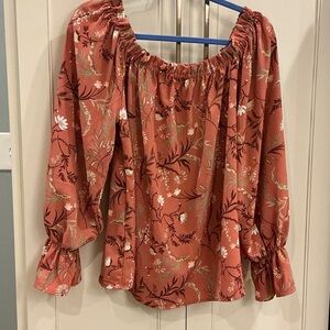 Women’s lovely floral terracotta blouse. Vine & Love, size medium.